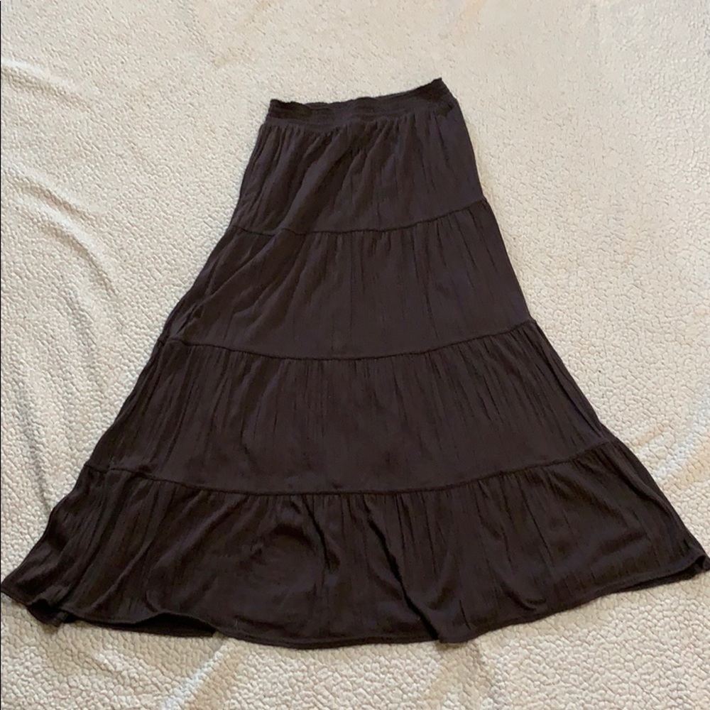 Women’s tiered maxi skirt